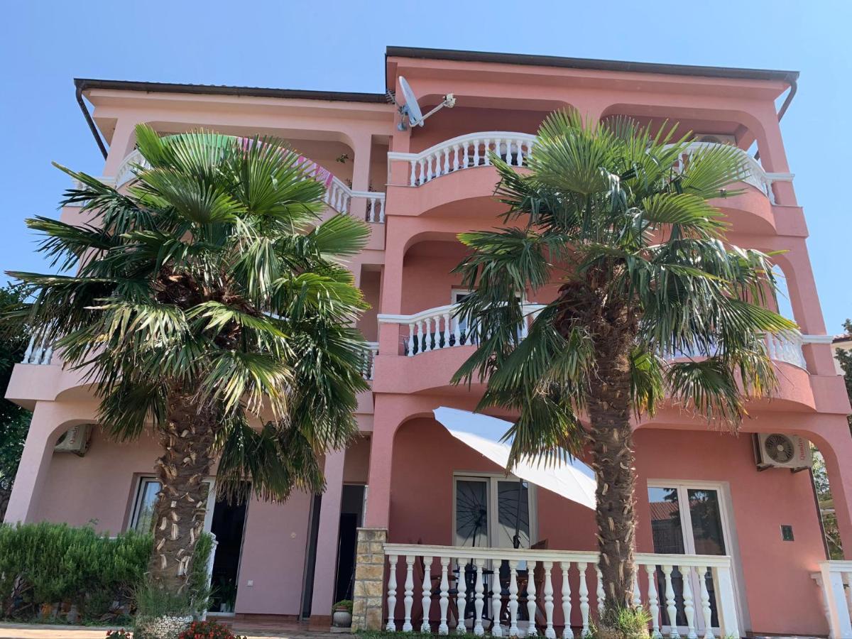 Apartments Ban Novi Vinodolski Exterior photo