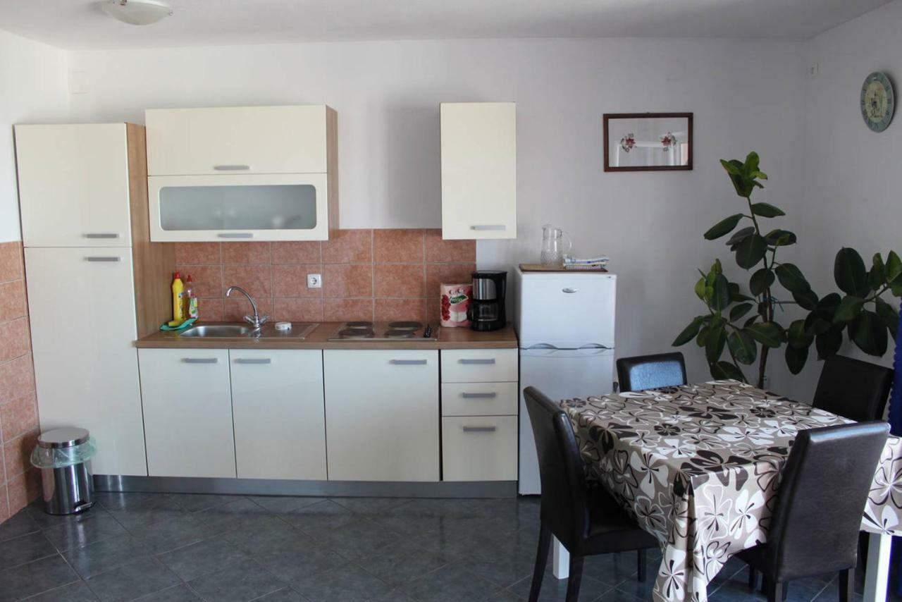 Apartments Ban Novi Vinodolski Exterior photo