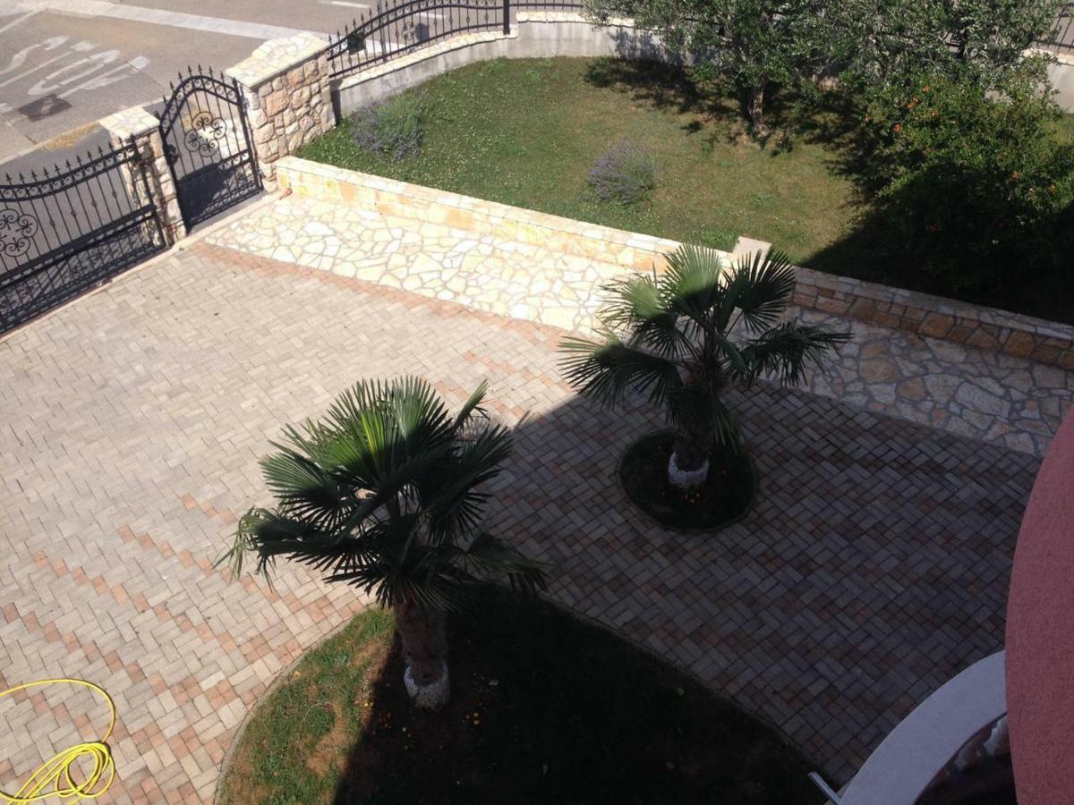 Apartments Ban Novi Vinodolski Exterior photo